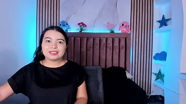 Snapshot of LunaWiill_ chatting on November 24, 2025, 12:05 pm LunaWiill online show from November 24, 2025, 12:05 pm