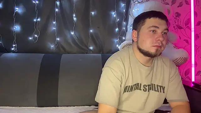 coupleinspire online show from December 5, 2025, 8:49 pm