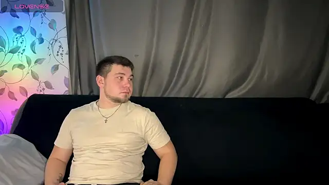 Snapshot of coupleinspire chatting on March 19, 2026, 8:13 pm coupleinspire online show from March 19, 2026, 8:13 pm