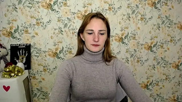 Milana Cutie  online show from October 14, 2025, 5:52 am