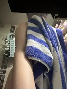 Daphnee-x online show from March 16, 2026, 10:08 am