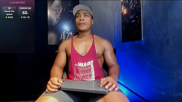 Snapshot of Noah_Black212 chatting on October 2, 2025, 1:18 pm Noah Black212 online show from October 2, 2025, 1:18 pm