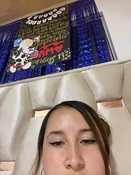 Snapshot of Swet_Violet chatting on September 23, 2025, 9:51 pm Swet Violet online show from September 23, 2025, 9:51 pm