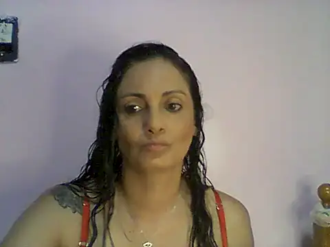 dulcefanny online show from January 6, 2026, 1:42 am