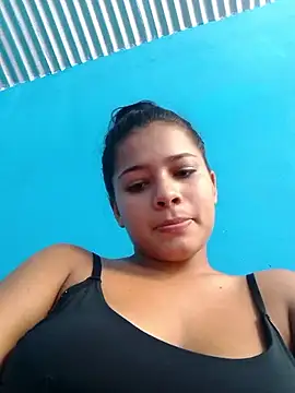 Snapshot of HOT_MOM34 chatting on October 18, 2025, 4:08 pm HOT MOM34 online show from October 18, 2025, 4:08 pm