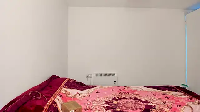 QueenStacyxox online show from September 24, 2025, 8:34 pm