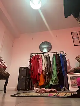 QueenStacyxox online show from October 6, 2025, 8:17 pm