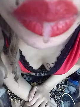 shahinaz-123 online show from January 18, 2026, 1:04 pm