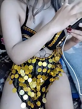 shahinaz-123 online show from February 16, 2026, 11:17 am