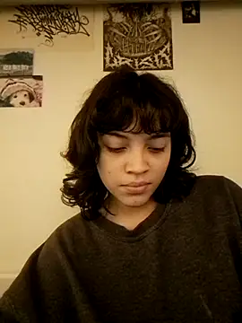 Snapshot of _curiouskitten_ chatting on September 28, 2025, 4:18 am  curiouskitten  online show from September 28, 2025, 4:18 am