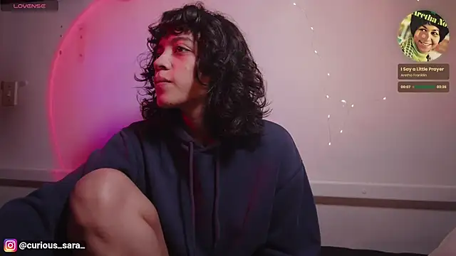 Snapshot of _curiouskitten_ chatting on October 4, 2025, 4:32 am  curiouskitten  online show from October 4, 2025, 4:32 am