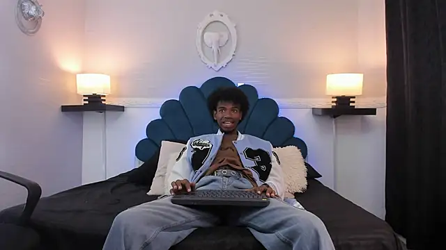 AllexJacob online show from September 27, 2025, 1:16 pm