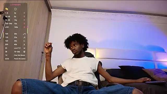 AllexJacob online show from January 19, 2026, 1:37 pm