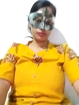 Snapshot of ms-naina chatting on April 23, 2026, 5:26 pm ms-naina online show from April 23, 2026, 5:26 pm