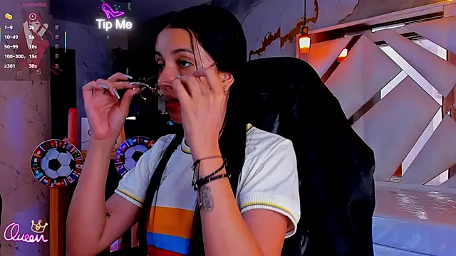 Snapshot of sophiadoll_tf chatting on June 17, 2026, 1:01 pm sophiadoll tf online show from June 17, 2026, 1:01 pm