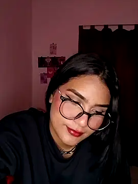 Renata Zoe online show from November 11, 2025, 1:27 am