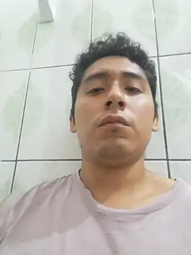 Snapshot of latinbigcock1_ chatting on November 22, 2025, 2:43 am latinbigcock1 online show from November 22, 2025, 2:43 am