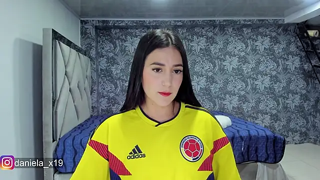 Daniela x19 online show from June 24, 2026, 12:53 am