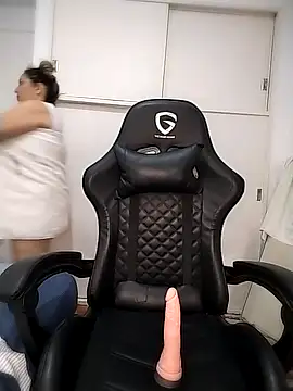 Lunita86 online show from March 14, 2026, 3:28 pm