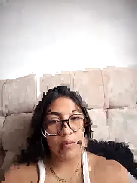 Snapshot of Violettabloom_ chatting on September 29, 2025, 7:30 pm Violettabloom online show from September 29, 2025, 7:30 pm