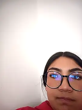 Snapshot of Violettabloom_ chatting on September 30, 2025, 7:41 pm Violettabloom online show from September 30, 2025, 7:41 pm