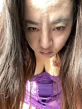 Kayla-love online show from November 8, 2025, 12:44 am