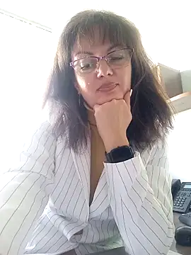 ValeriaLove43211 online show from October 29, 2025, 11:56 am