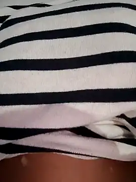 Snapshot of sweet_simmi chatting on November 5, 2025, 1:38 am sweet simmi online show from November 5, 2025, 1:38 am