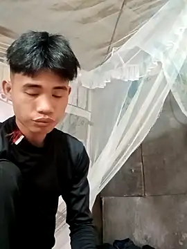 Nhyy xx online show from April 4, 2026, 3:05 am