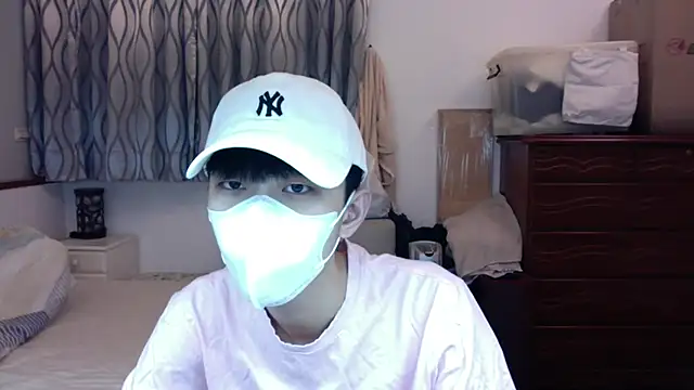 kai101010 online show from September 24, 2025, 2:53 pm