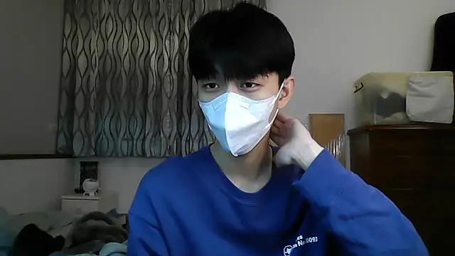 kai101010 online show from February 8, 2026, 1:03 pm
