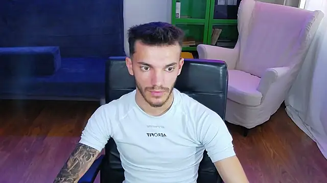 DominicValente online show from October 20, 2025, 10:59 am