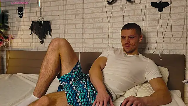 GarettVoss online show from October 29, 2025, 6:26 am