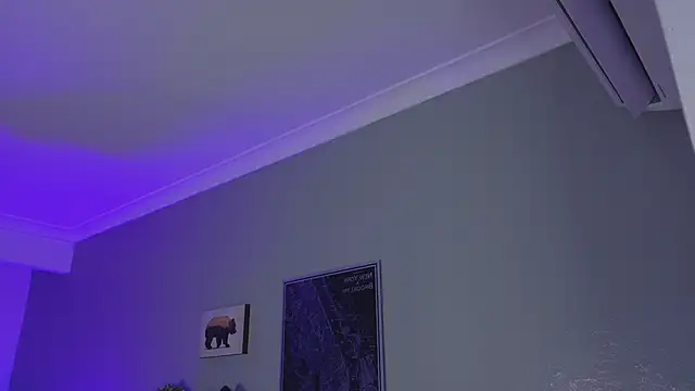 KeendraFox  online show from March 30, 2026, 10:05 am