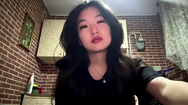 Snapshot of EmmaLeexth chatting on January 11, 2026, 2:11 pm EmmaLeexth online show from January 11, 2026, 2:11 pm