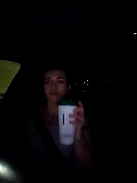 laradoom online show from March 16, 2026, 4:18 am