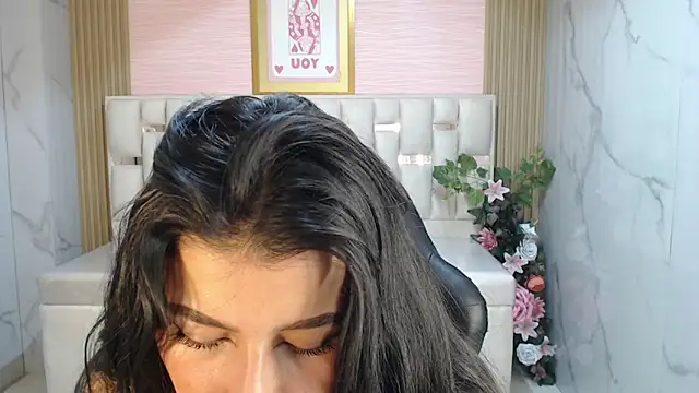 helena1 s online show from October 16, 2025, 8:10 pm