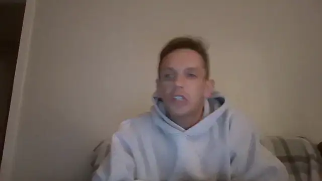 Snapshot of HeftyBoat6 chatting on March 27, 2026, 9:14 pm HeftyBoat6 online show from March 27, 2026, 9:14 pm