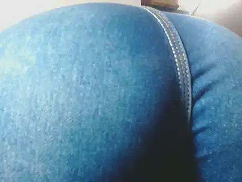 scarlett  jonnes online show from November 28, 2025, 12:46 am