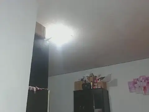 scarlett  jonnes online show from November 28, 2025, 11:29 pm