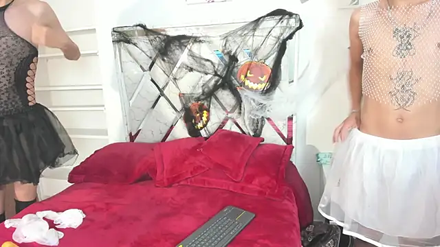 DemianSalvatore online show from October 31, 2025, 7:26 pm