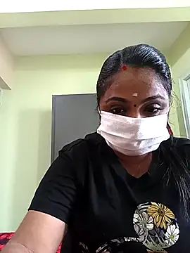 queendivya online show from September 30, 2025, 3:22 am