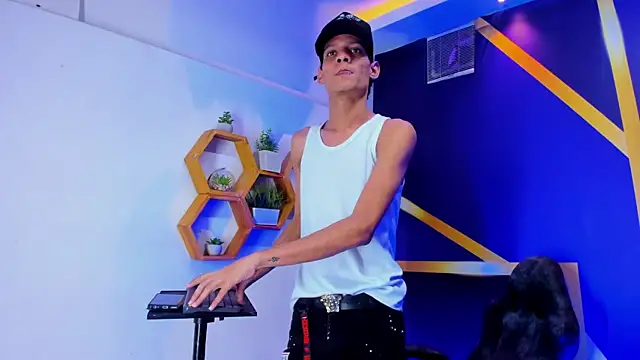 Imperialboys 2 online show from October 3, 2025, 3:25 am