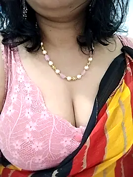 Snapshot of divya-jannu chatting on November 12, 2025, 4:29 pm divya-jannu online show from November 12, 2025, 4:29 pm