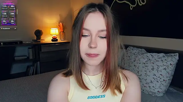 MaliaBourraine online show from November 1, 2025, 7:10 am