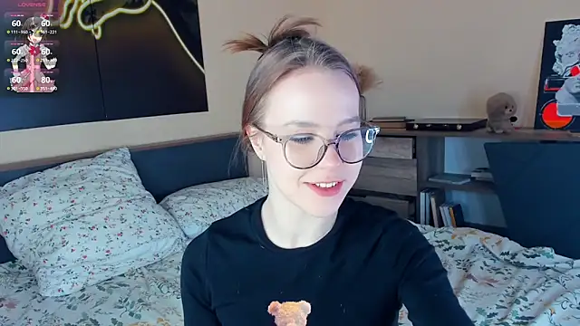 MaliaBourraine online show from March 22, 2026, 7:12 am