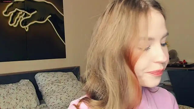 MaliaBourraine online show from March 30, 2026, 7:09 am