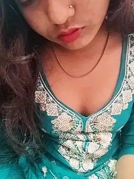 Snapshot of pari_rani7 chatting on March 16, 2026, 5:55 am pari rani7 online show from March 16, 2026, 5:55 am