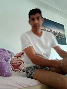 Casianantoonnio online show from September 30, 2025, 1:05 pm