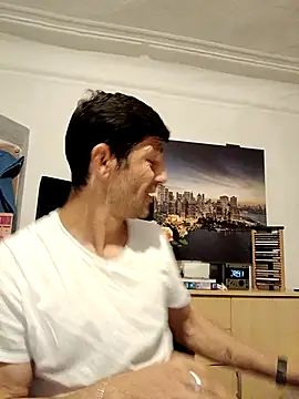 Casianantoonnio online show from October 23, 2025, 10:58 am